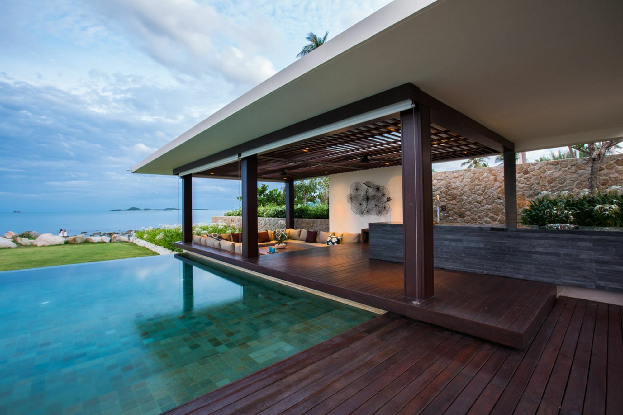 Fashionable Villa Malabar Beachfront 5 Bedrooms Plus 2 Kid'S Bedrooms Lemszor Kültér fotó