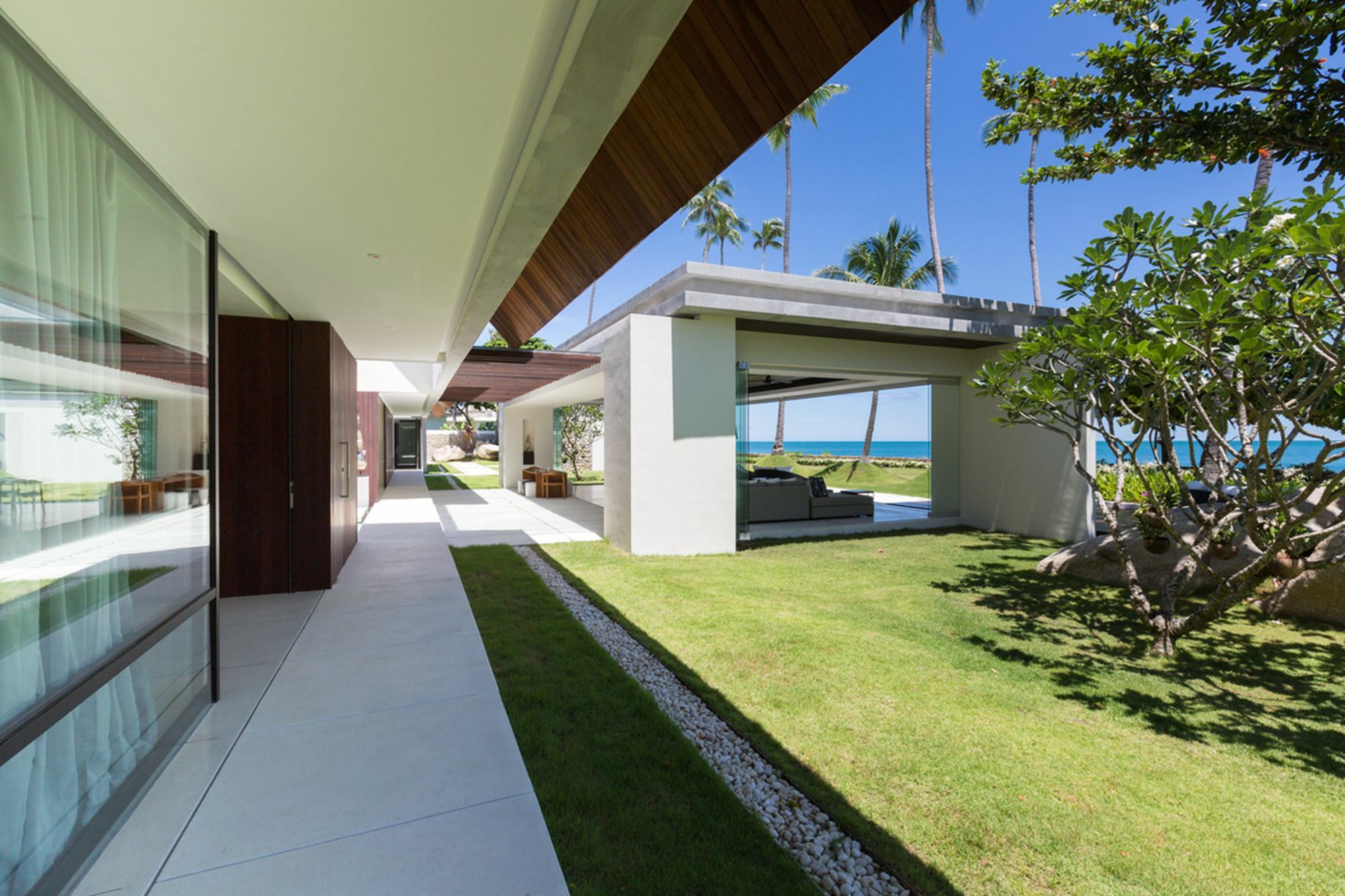 Fashionable Villa Malabar Beachfront 5 Bedrooms Plus 2 Kid'S Bedrooms Lemszor Kültér fotó